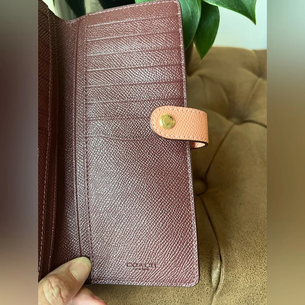 Coach Slim Crossgrain Leather Wallet in Light Coral - Picture 3 of 9